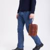 Kauneus nahasta matkaan